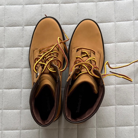 Timberland Women’s Tan Lace-Up Ankle Boots main image 4